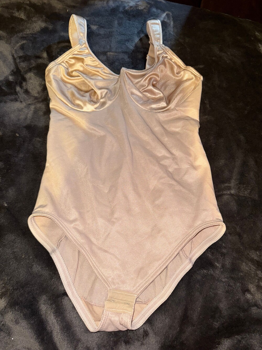 Miraclesuit Style 2618 Shapewear Bodysuit Size 38C Beige Satin Cups